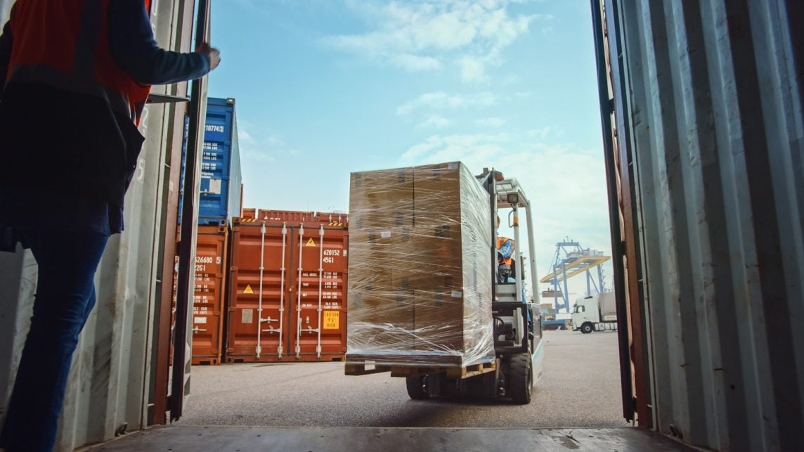 Shipping Machinery from the UK to the US